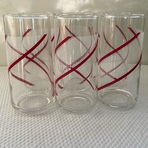 Georges Briard Design   14 oz Red Swirl Tumblers.  Set of six.